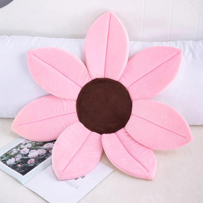 Blooming Baby Bath Mat 70cm — Gentle Newborn Bathing, elegant display