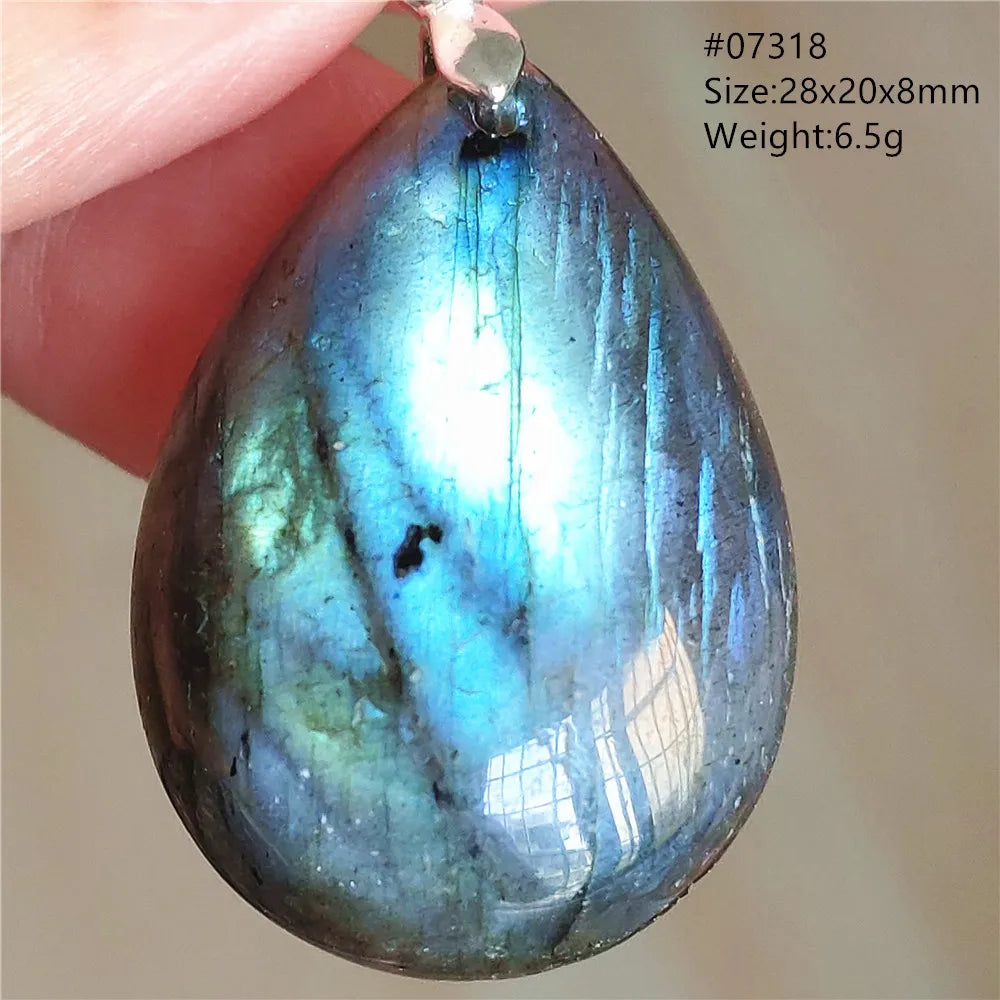 Labradorite Teardrop Pendant — A Soothing Blue Gemstone, fine detail
