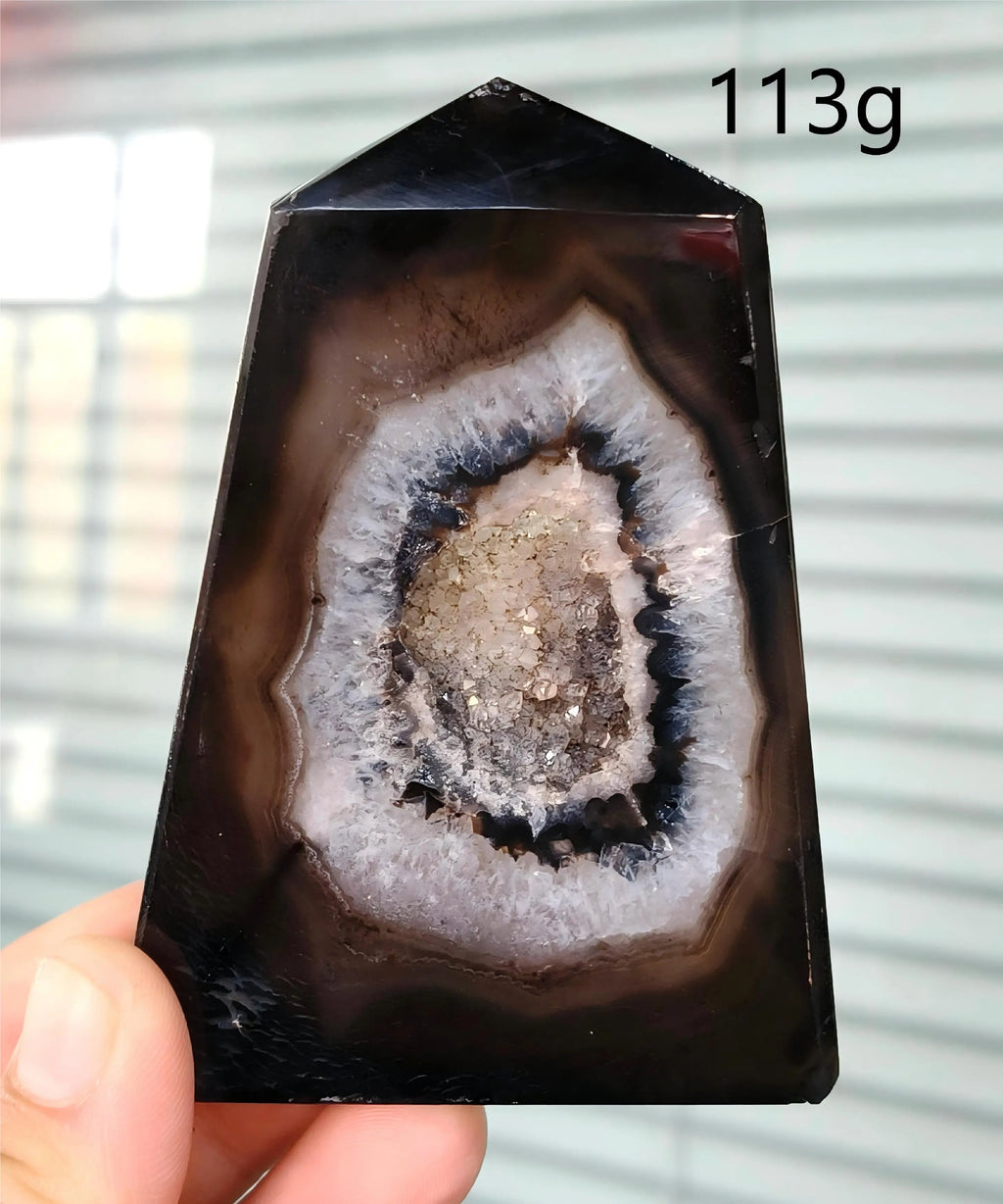 Black Agate Geode Point 102g — Elegant Home Decor, cozy moment