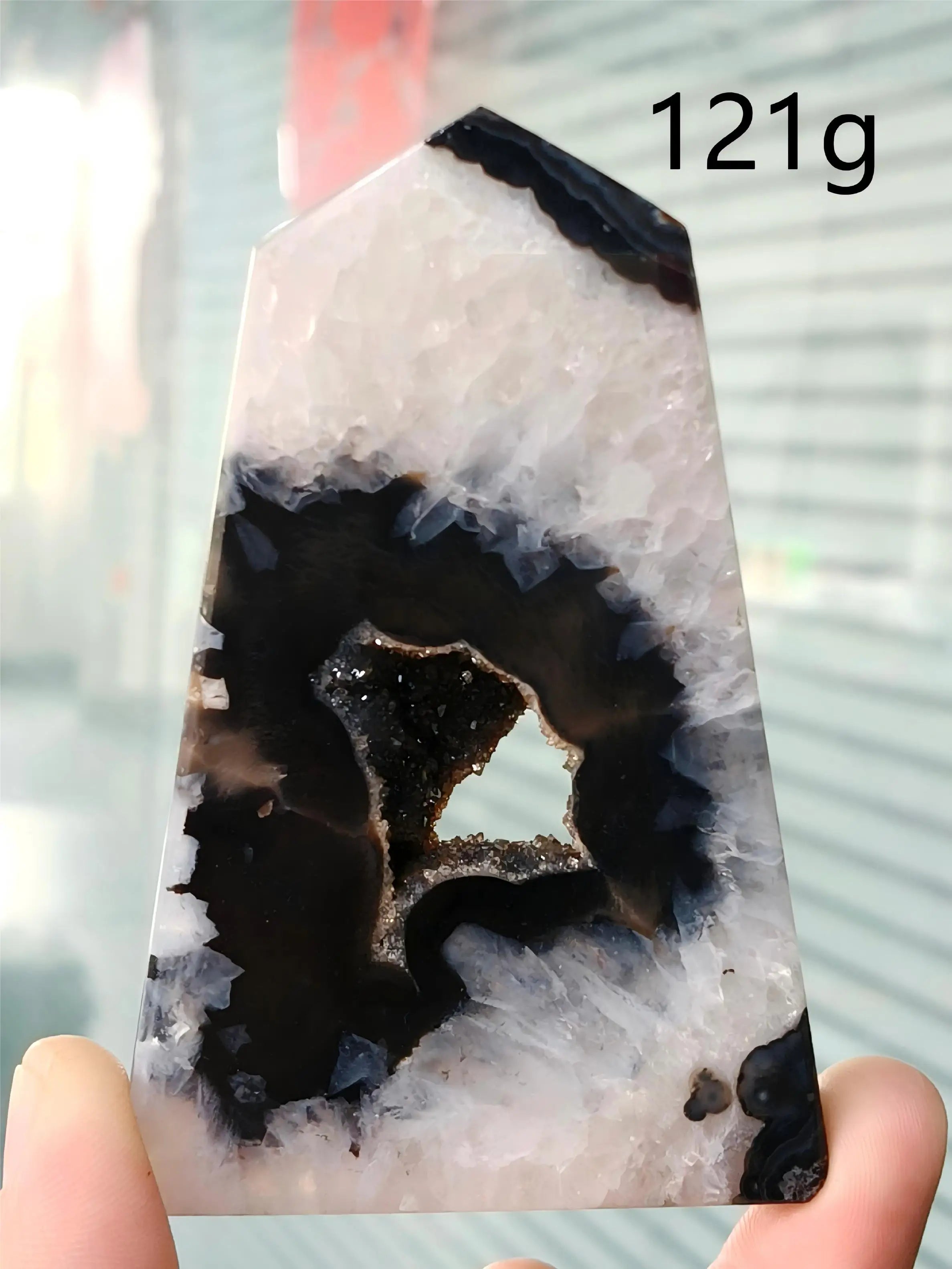 Black Agate Geode Point 102g — Elegant Home Decor, thoughtful detail