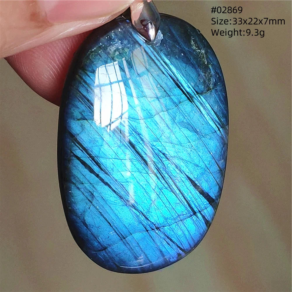 Labradorite Teardrop Pendant — A Soothing Blue Gemstone, close-up detail