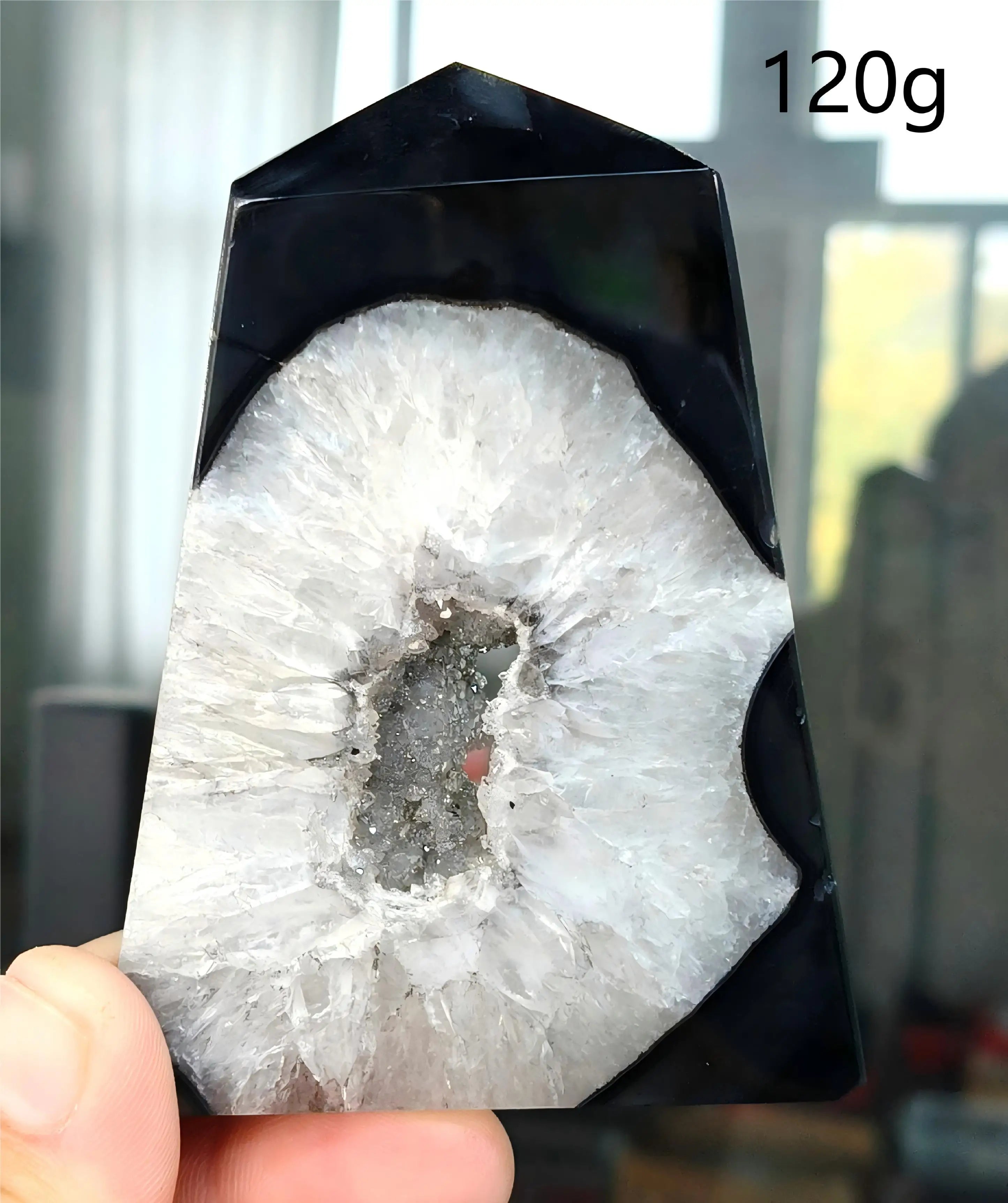Black Agate Geode Point 102g — Elegant Home Decor, fine detail